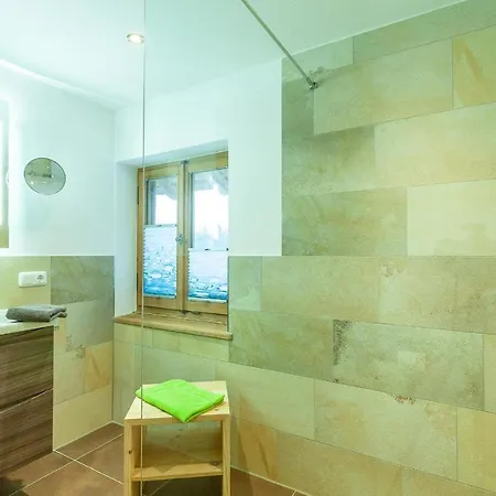 Apartment Staffen *
