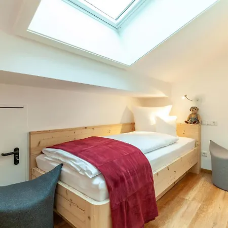 Staffen Apartment *